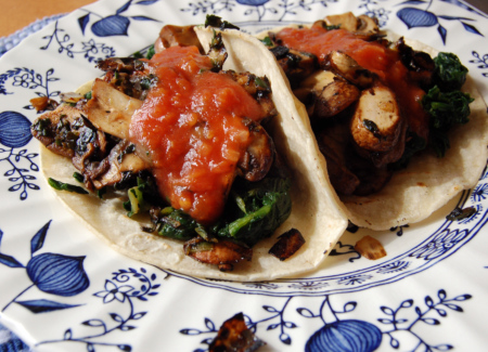 Mushroom-Spinach Tacos